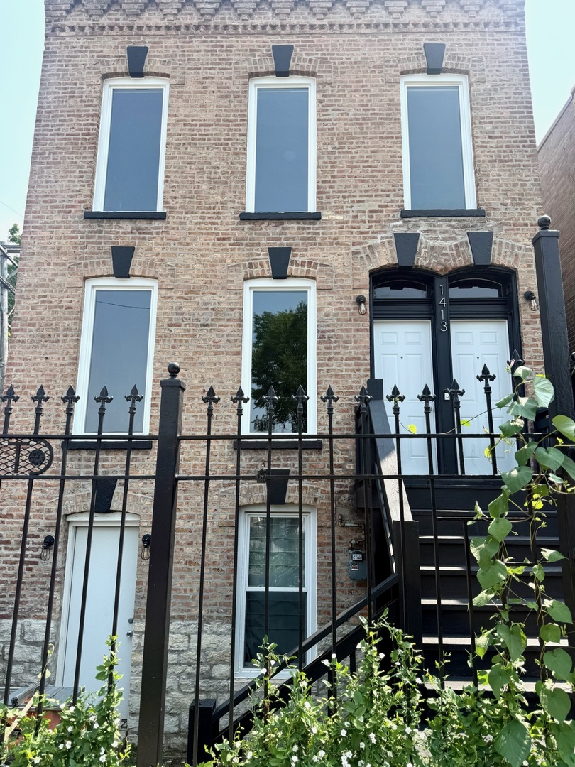 1413 W 16th Street, Chicago, IL 60608