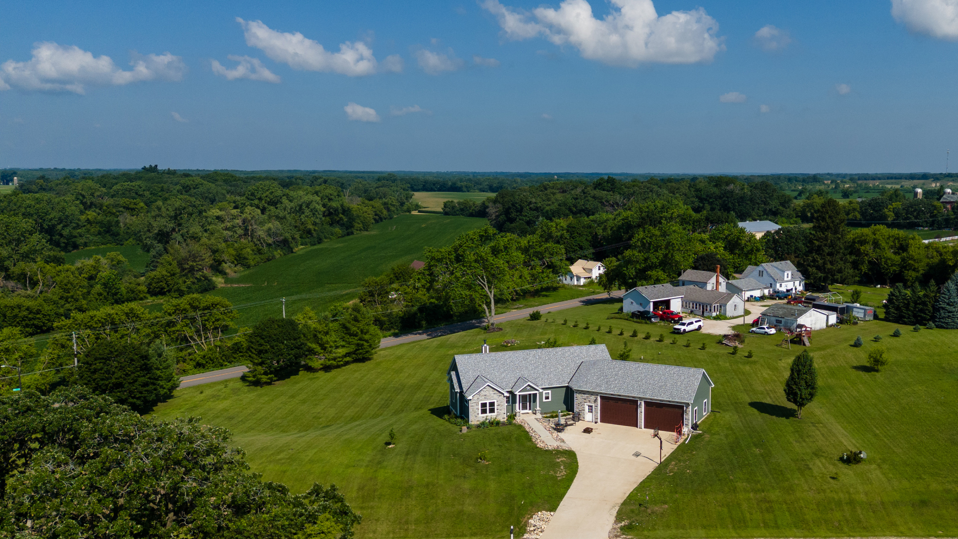 37556 52nd Street, Burlington, WI 53105