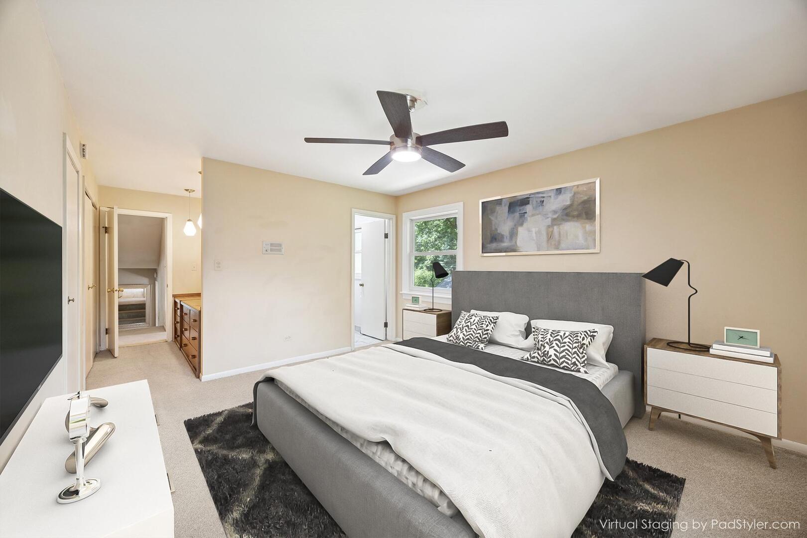 125 Barrypoint Road, Riverside, IL 60546