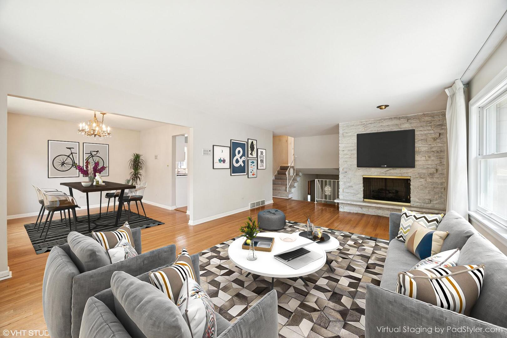 125 Barrypoint Road, Riverside, IL 60546
