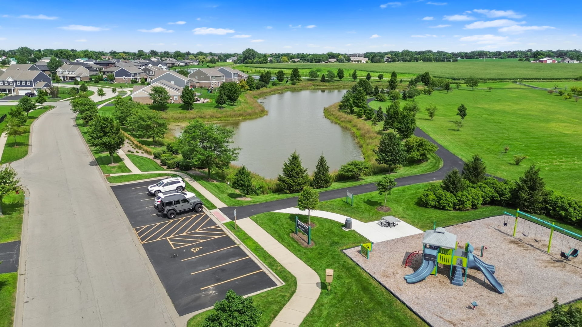 2185 Bristol Park Road, New Lenox, IL 60451