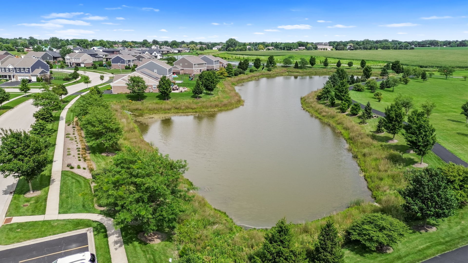 2185 Bristol Park Road, New Lenox, IL 60451