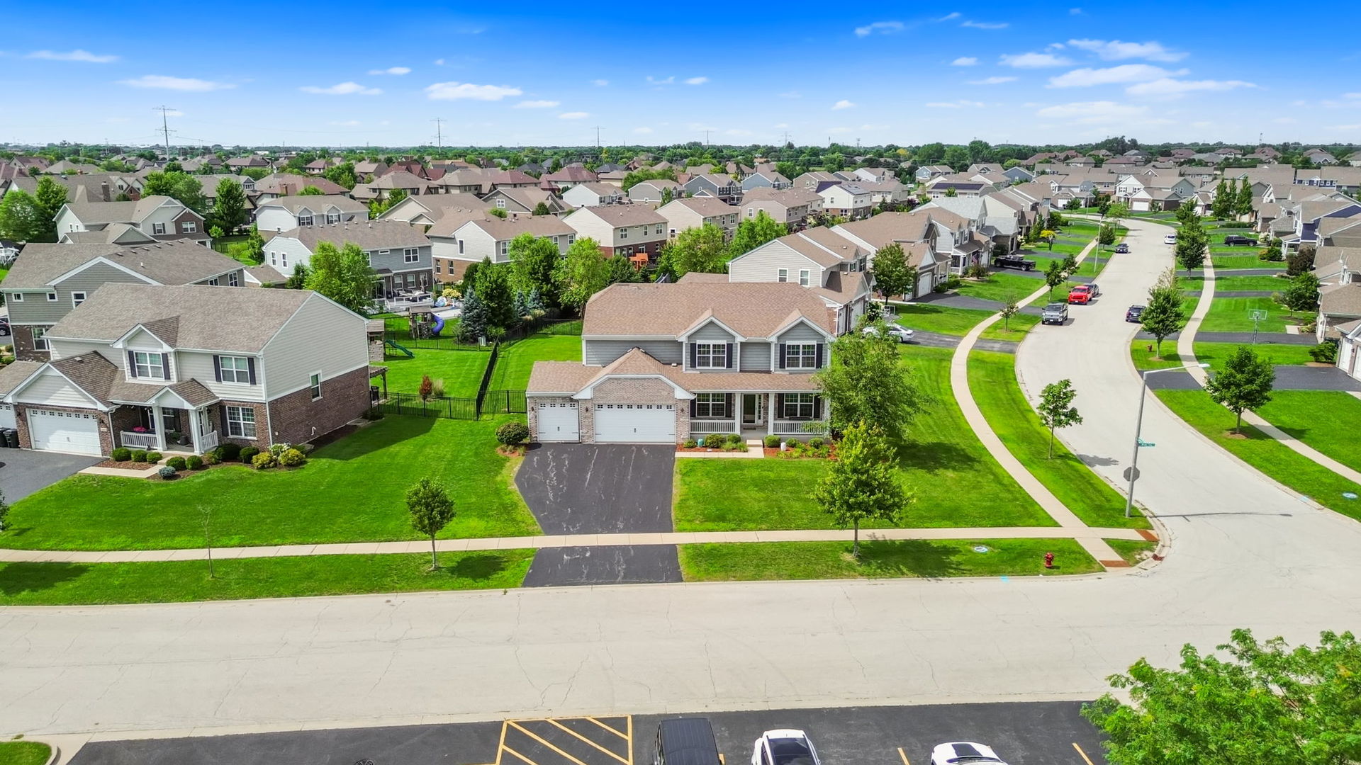 2185 Bristol Park Road, New Lenox, IL 60451
