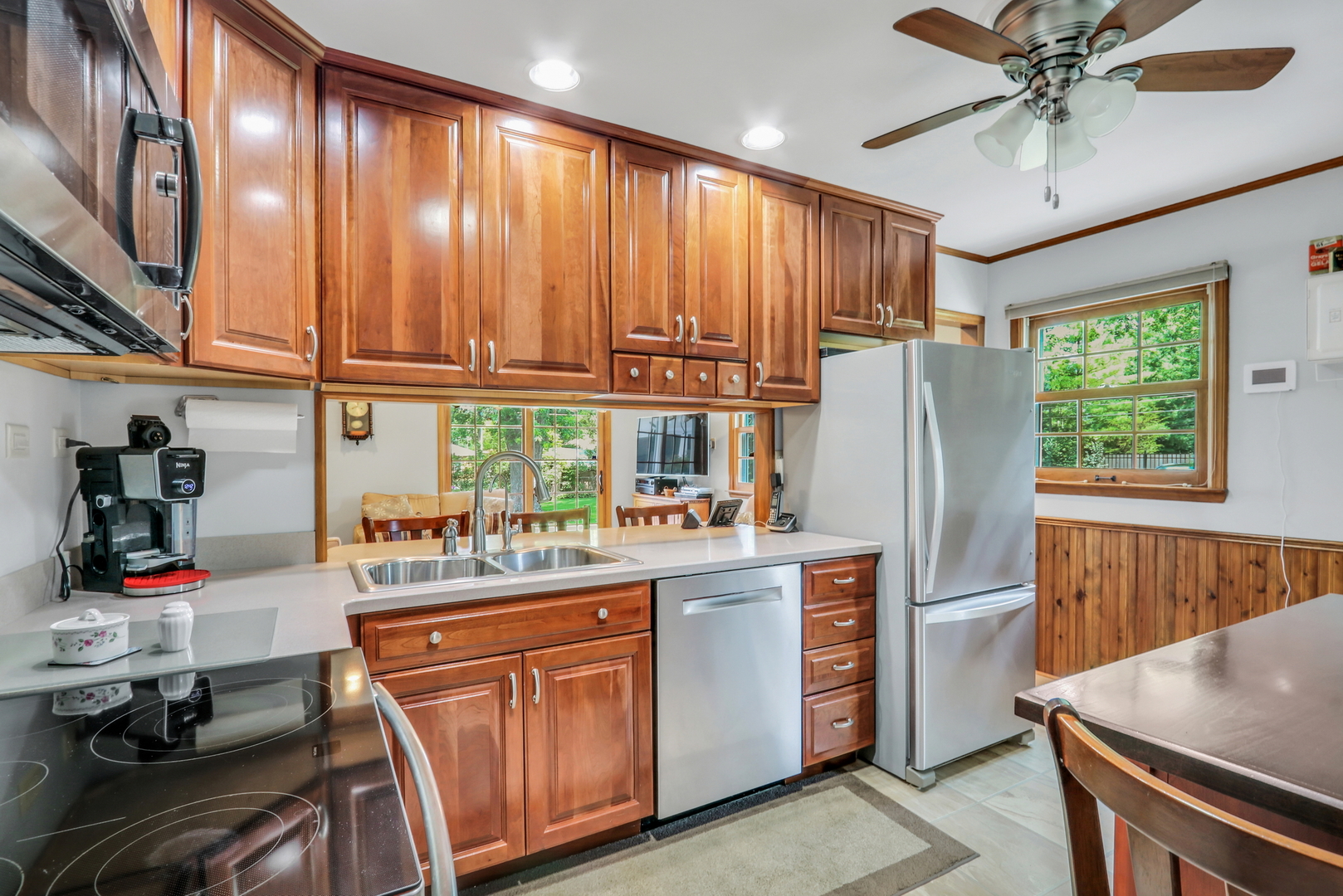 118 Harvey Avenue, Grayslake, IL 60030