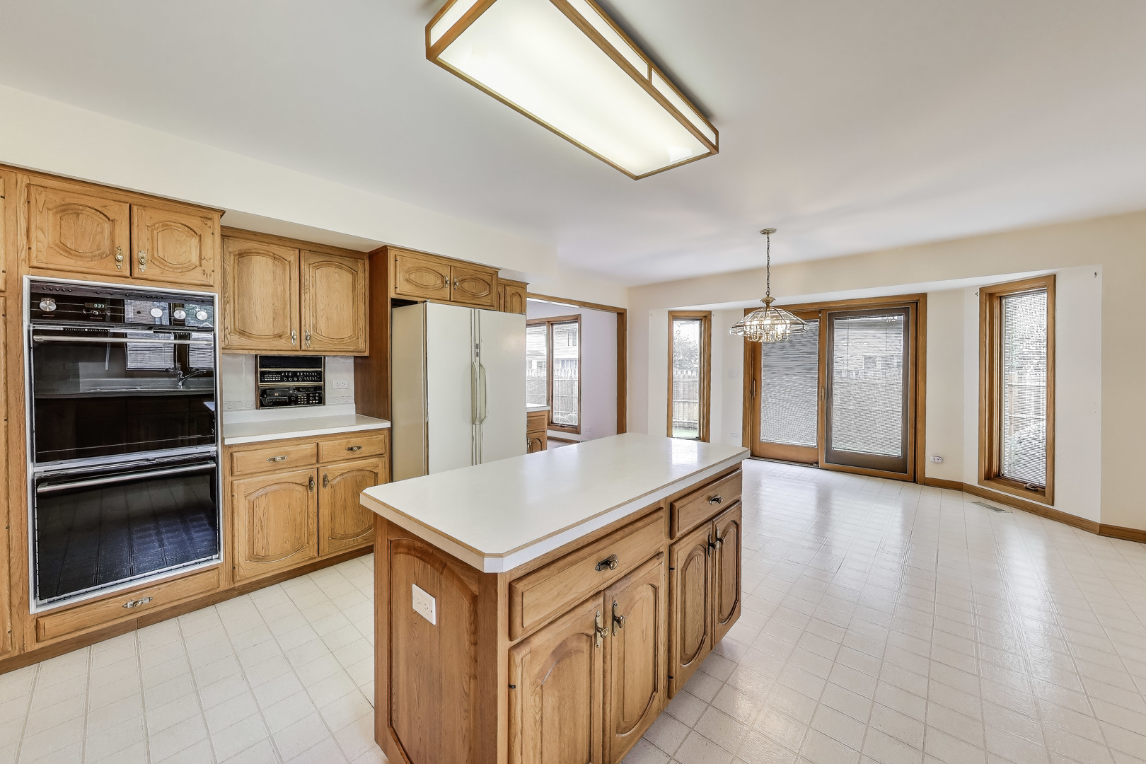 3617 Ari Lane, Glenview, IL 60026