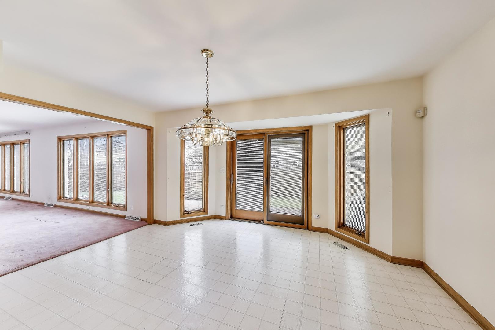 3617 Ari Lane, Glenview, IL 60026