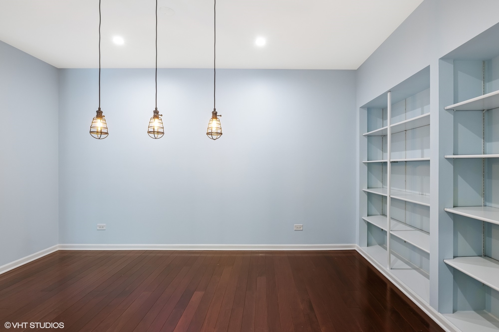 501 Forest Avenue #305, Glen Ellyn, IL 60137