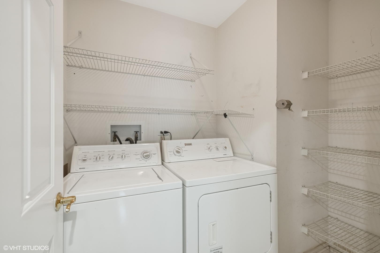 501 Forest Avenue #305, Glen Ellyn, IL 60137