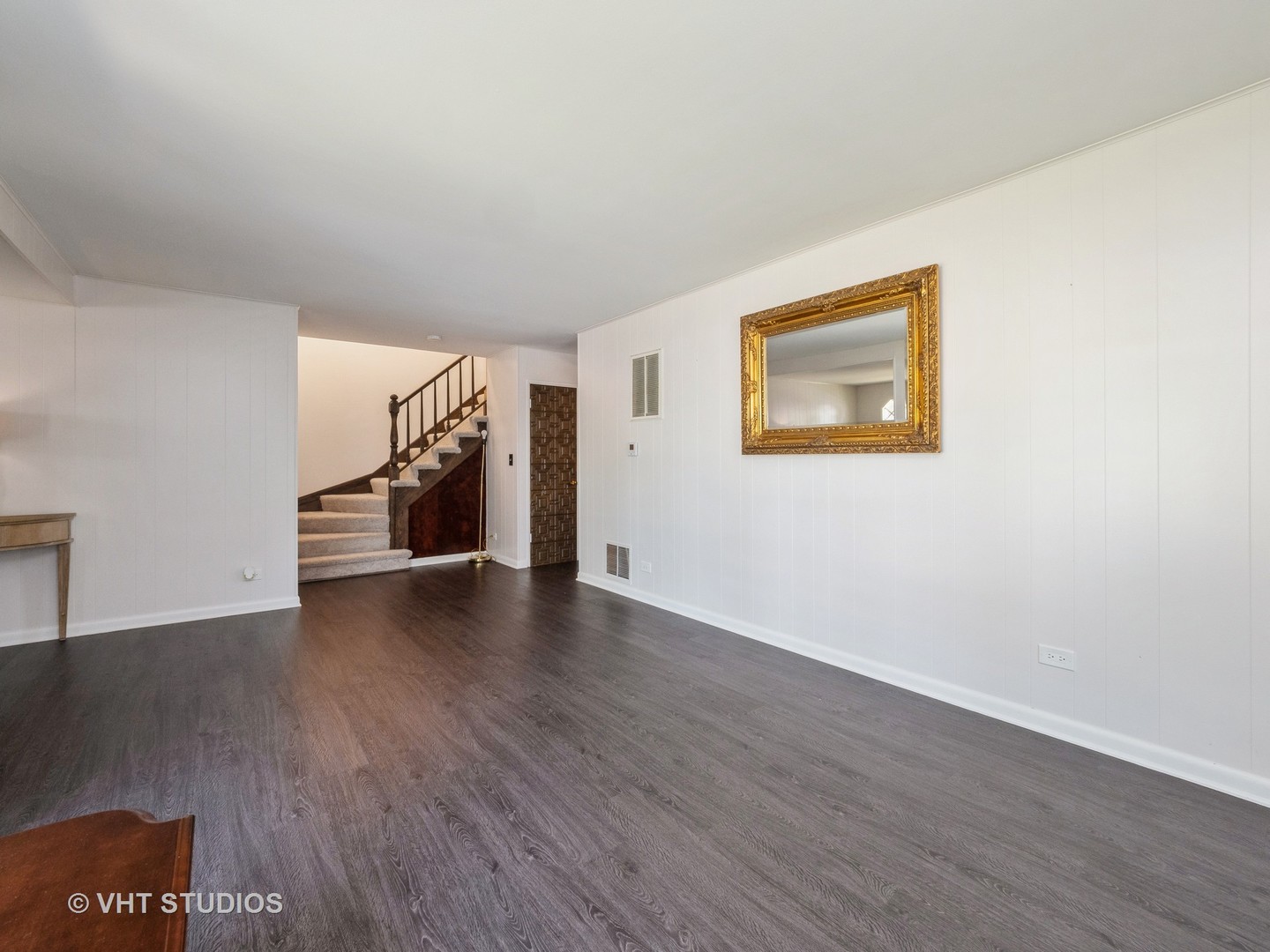 2207 Eastman Street, Rolling Meadows, IL 60008