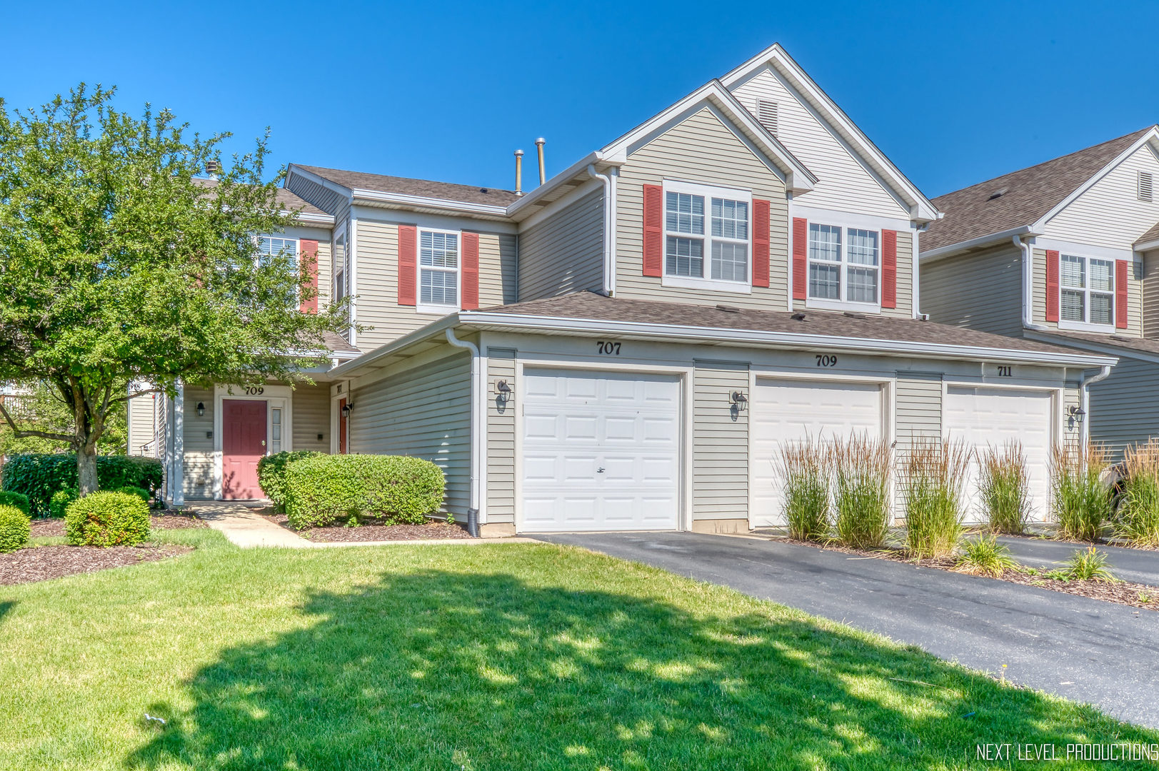 707 Genesee Drive #0, Naperville, IL 60563