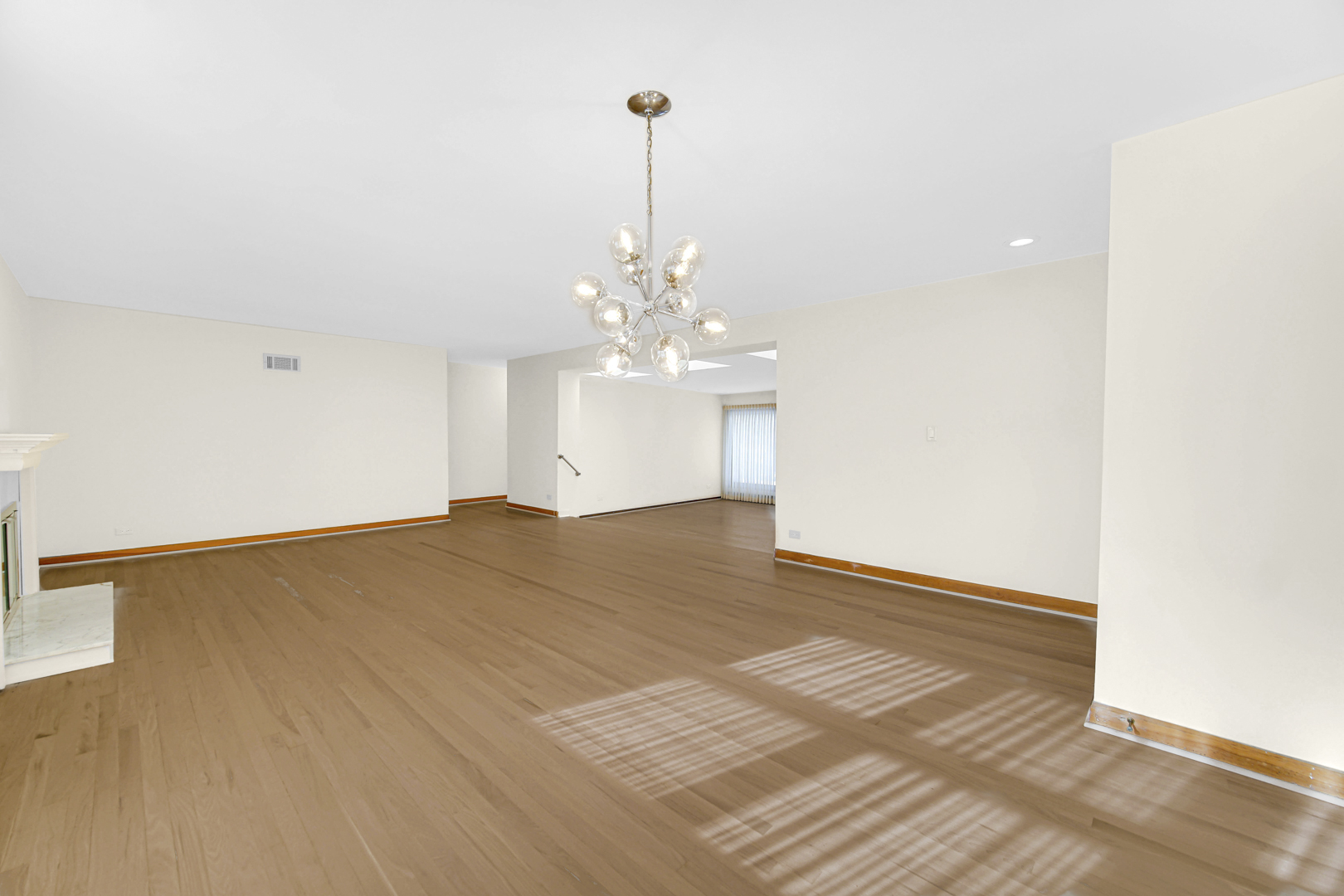 302 N Lincoln Lane, Arlington Heights, IL 60004