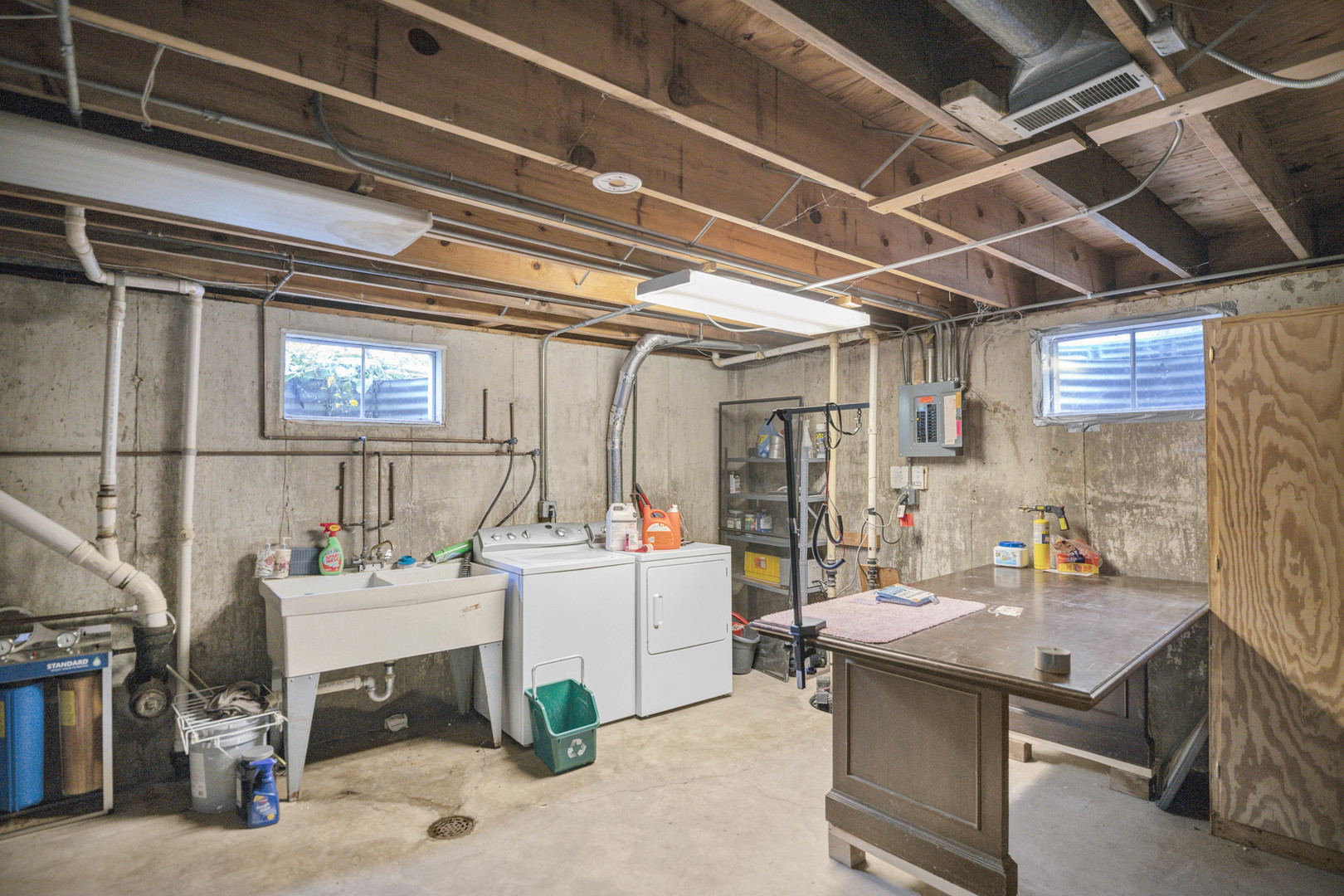 219 Brookside Drive, Elgin, IL 60123