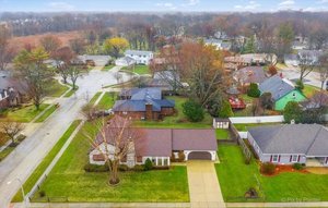 219 Brookside Drive, Elgin, IL 60123