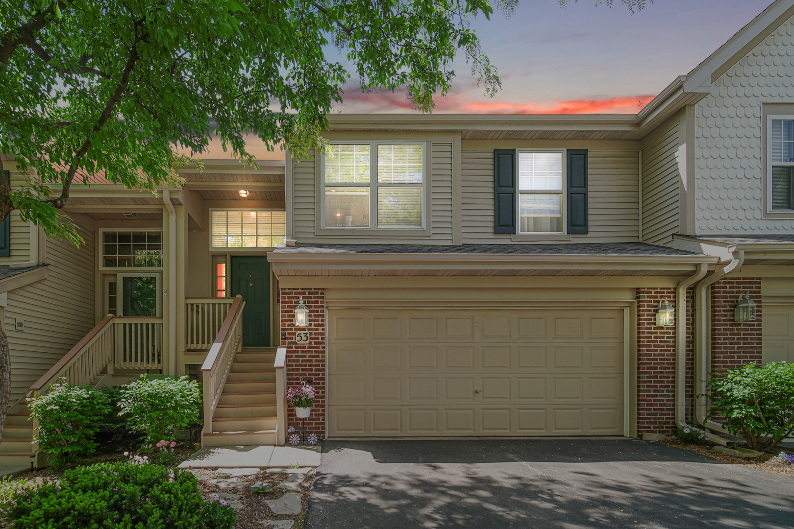 53 Samuel Drive, Streamwood, IL 60107