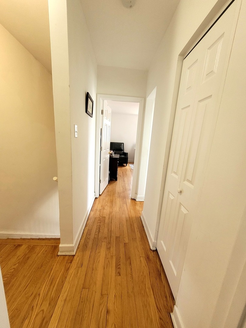 9522 S Vanderpoel Avenue, Chicago, IL 60643
