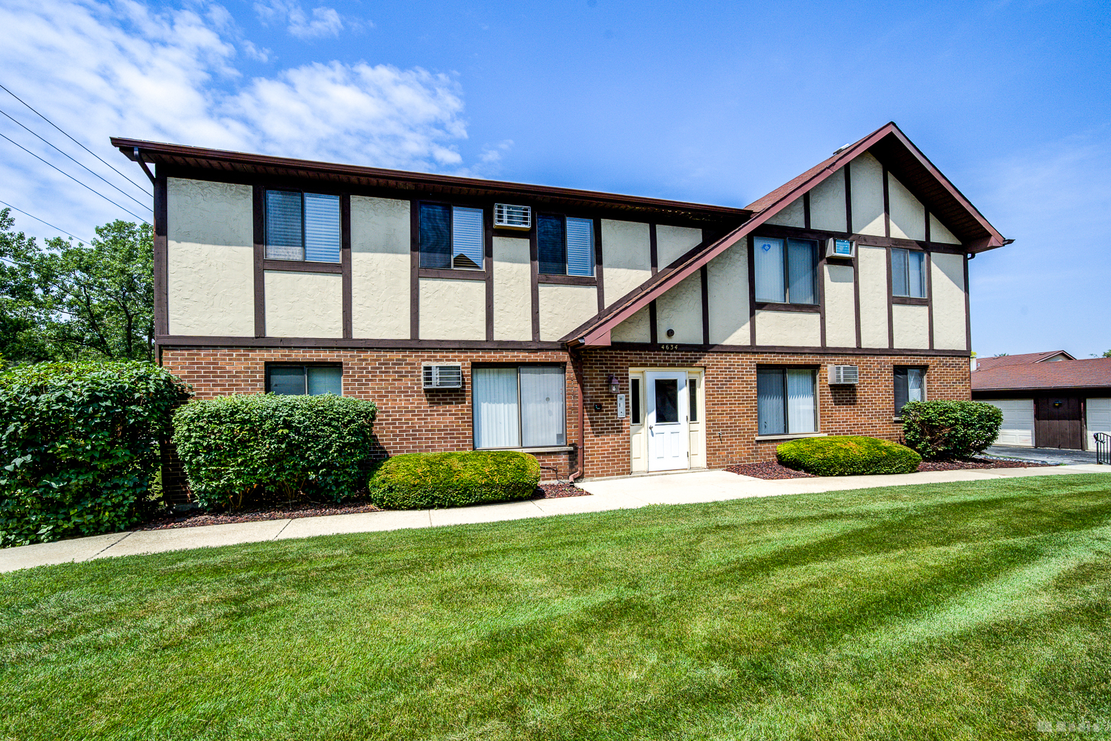 4634 W 131st Street #2S, Alsip, IL 60803