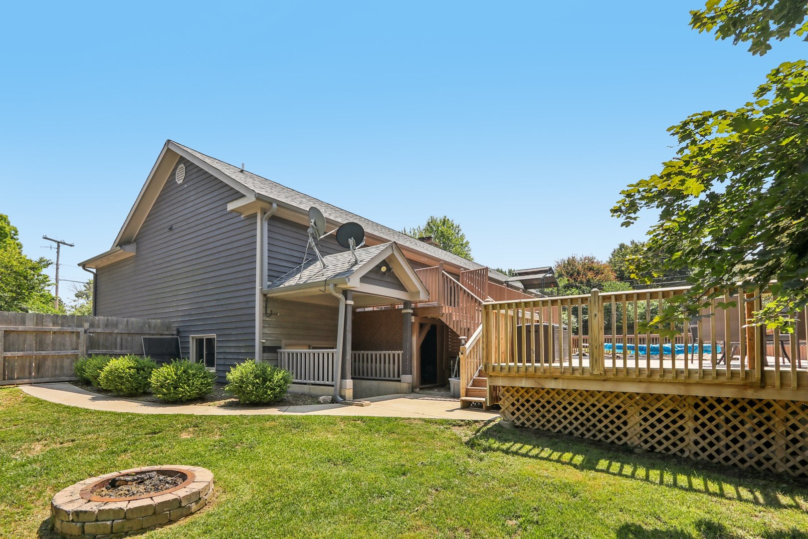 12122 220th Avenue, Bristol, WI 53104