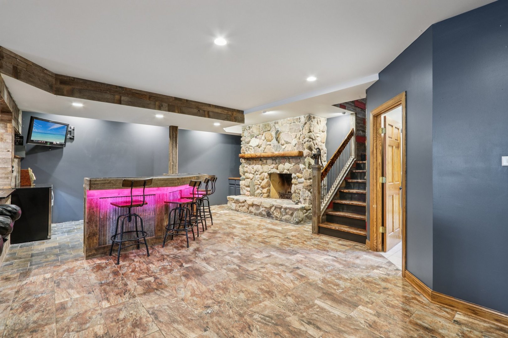 12122 220th Avenue, Bristol, WI 53104