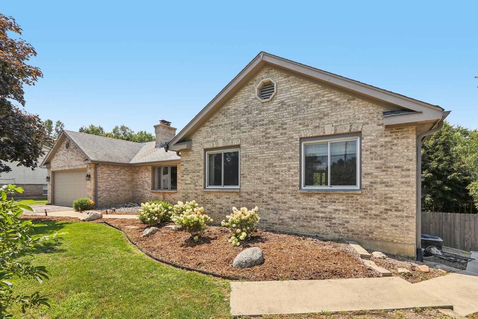 12122 220th Avenue, Bristol, WI 53104