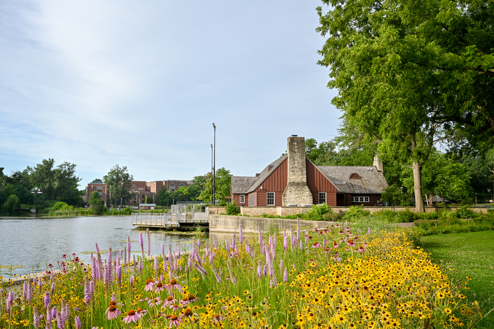 570 Crescent Boulevard #403, Glen Ellyn, IL 60137