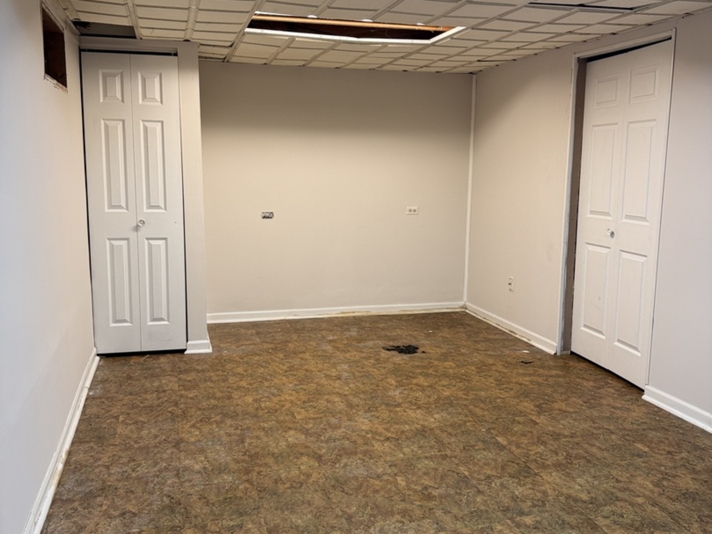 901 Gael Drive #B, Joliet, IL 60435