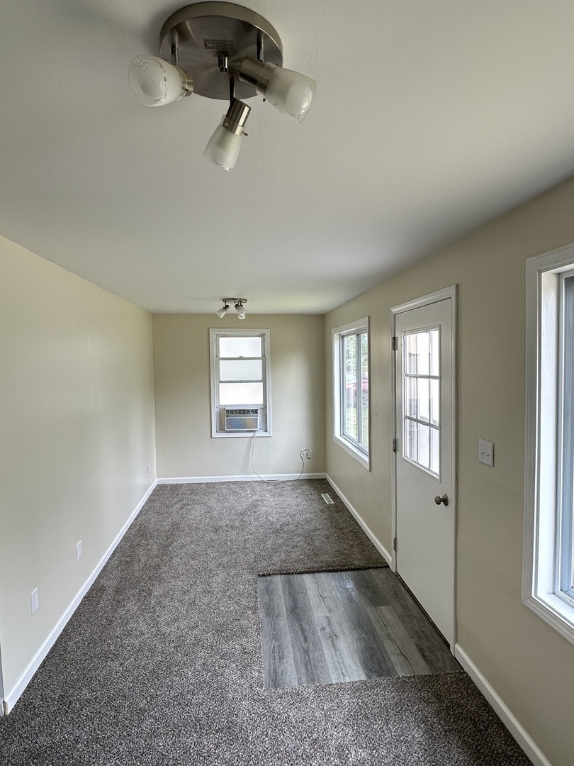 405 W Main Street, Essex, IL 60935