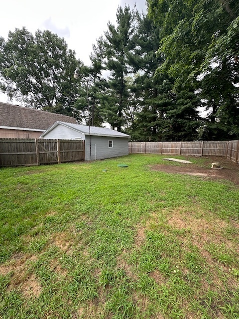 405 W Main Street, Essex, IL 60935