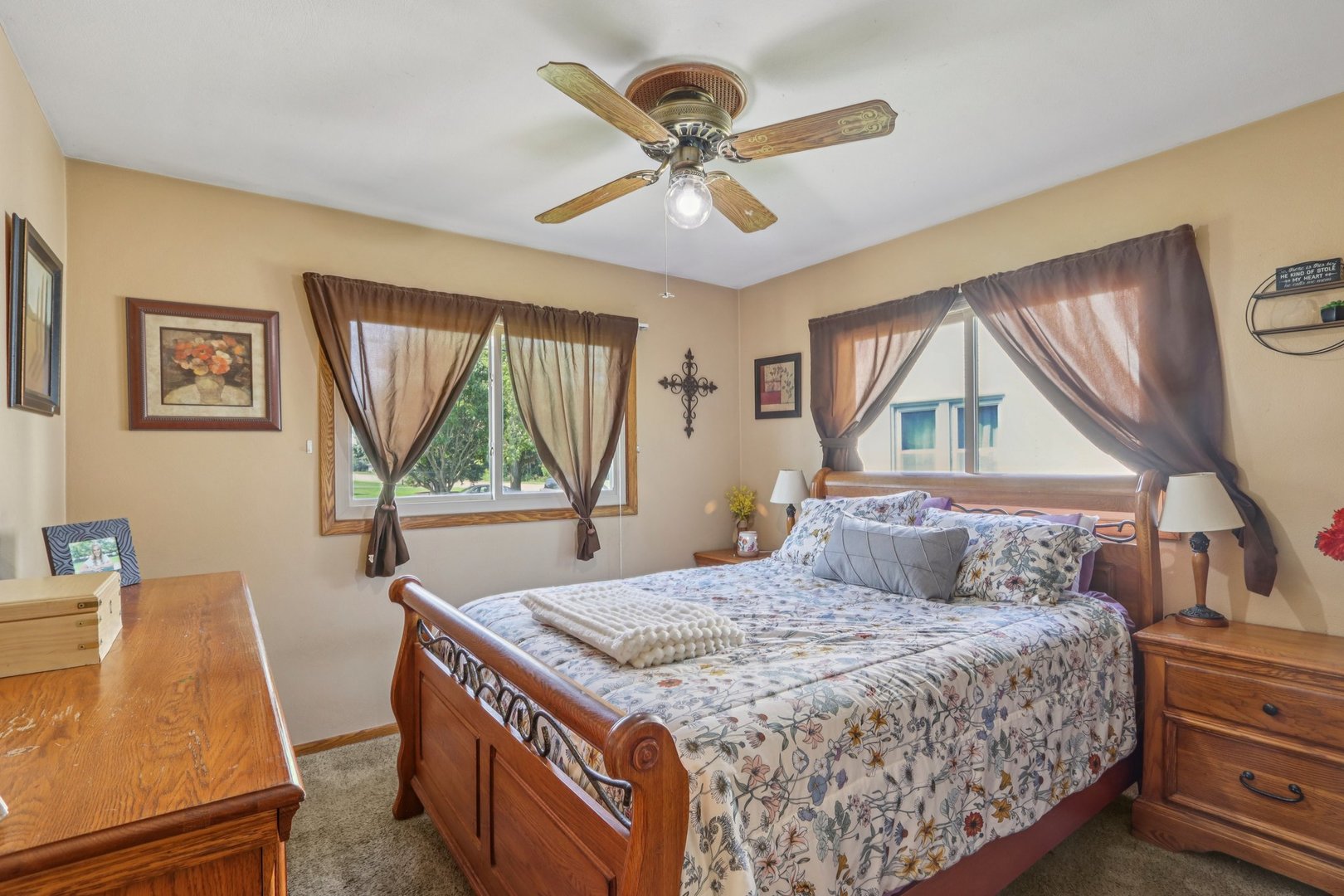 620 E Main Street, Waterford, WI 53185