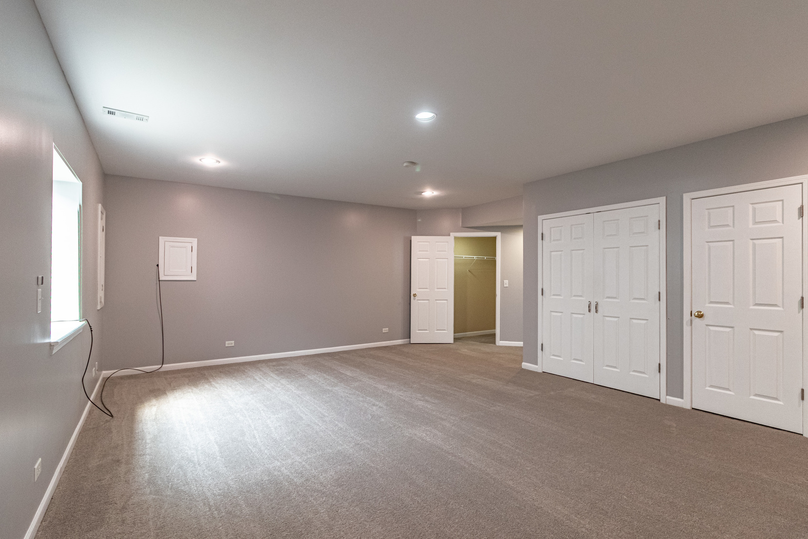 403 Shadow Creek Drive, Vernon Hills, IL 60061