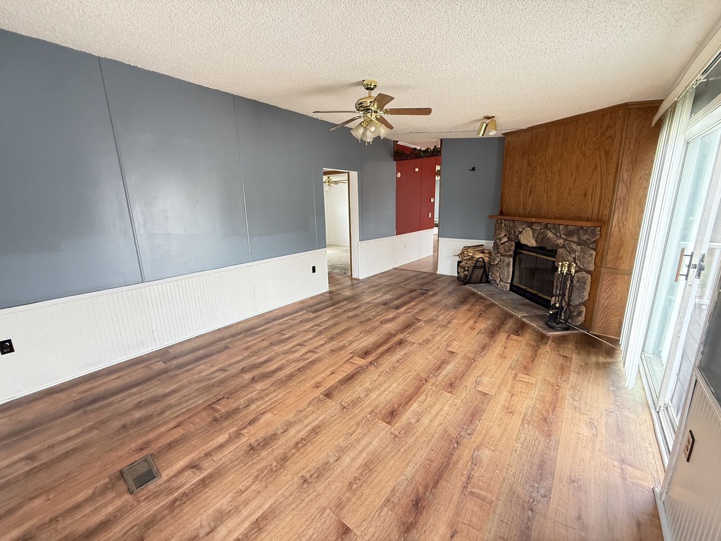 12 Drake Lane, Beecher, IL 60401