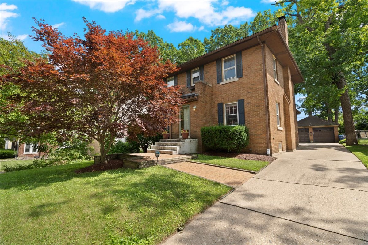 401 Stanley Avenue, Waukegan, IL 60085