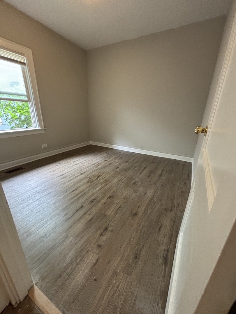 10056 S Indiana Avenue, Chicago, IL 60628
