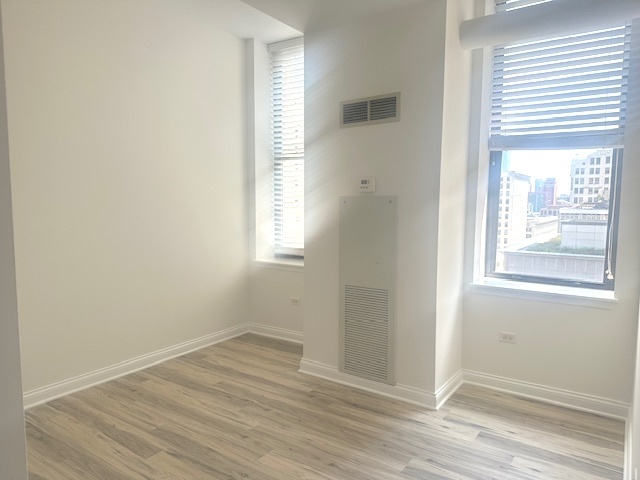 8 W MONROE Street #1702, Chicago, IL 60603