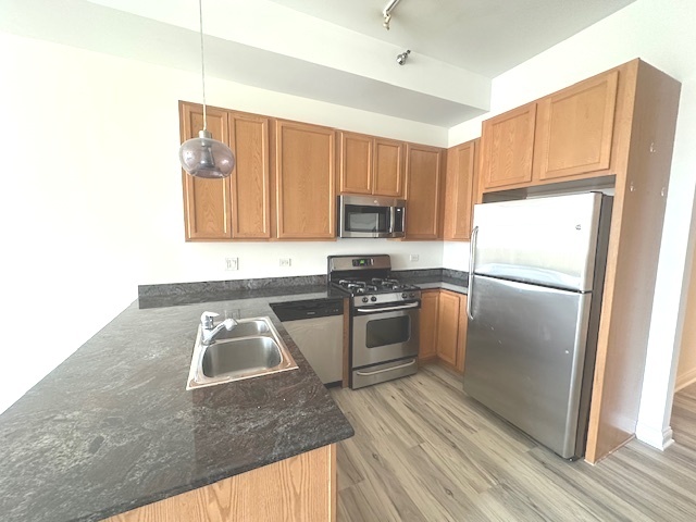 8 W MONROE Street #1702, Chicago, IL 60603