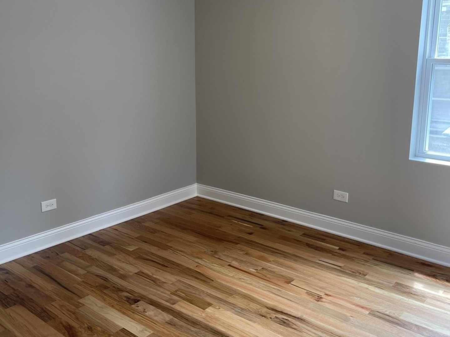 10914 S Vernon Avenue, Chicago, IL 60628