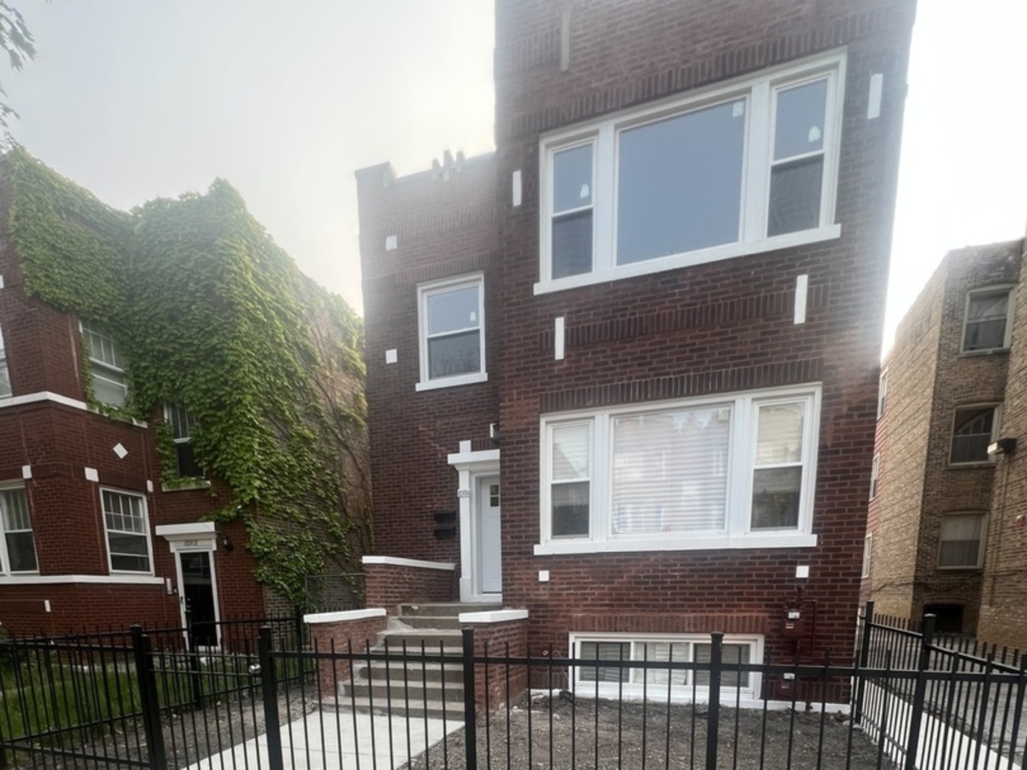 10914 S Vernon Avenue, Chicago, IL 60628