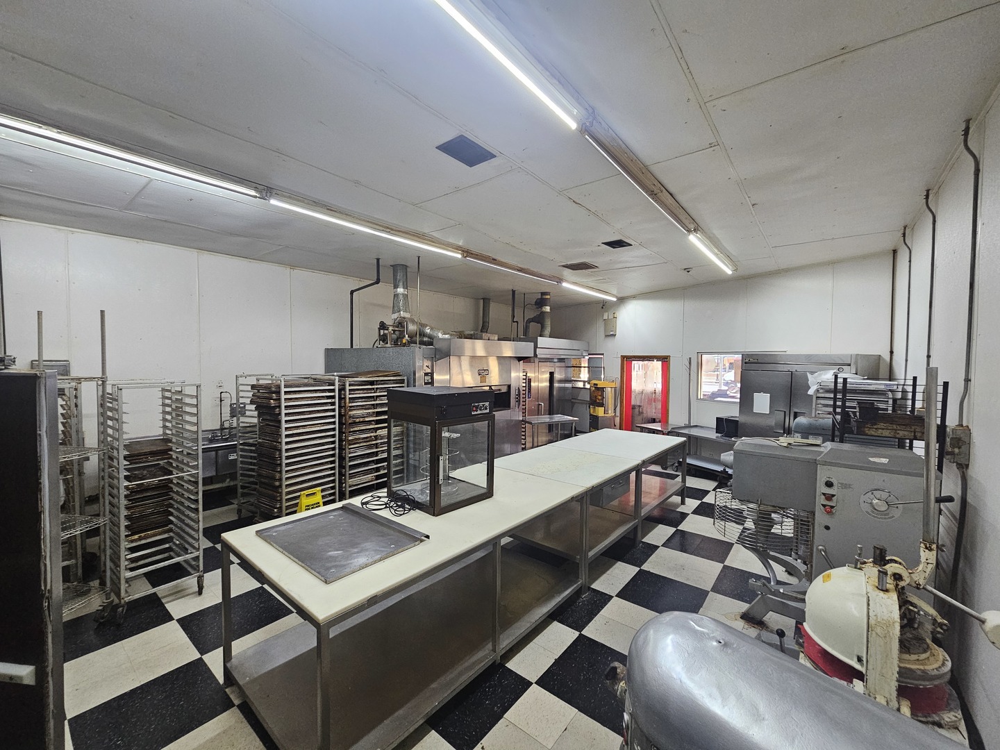9713 Franklin Avenue, Franklin Park, IL 60131