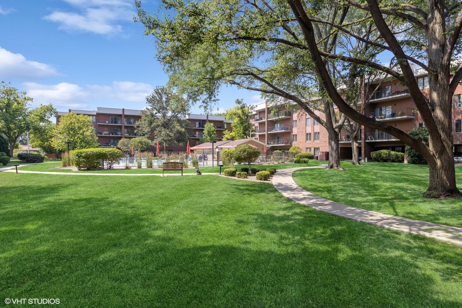 6585 Main Street #401, Downers Grove, IL 60516