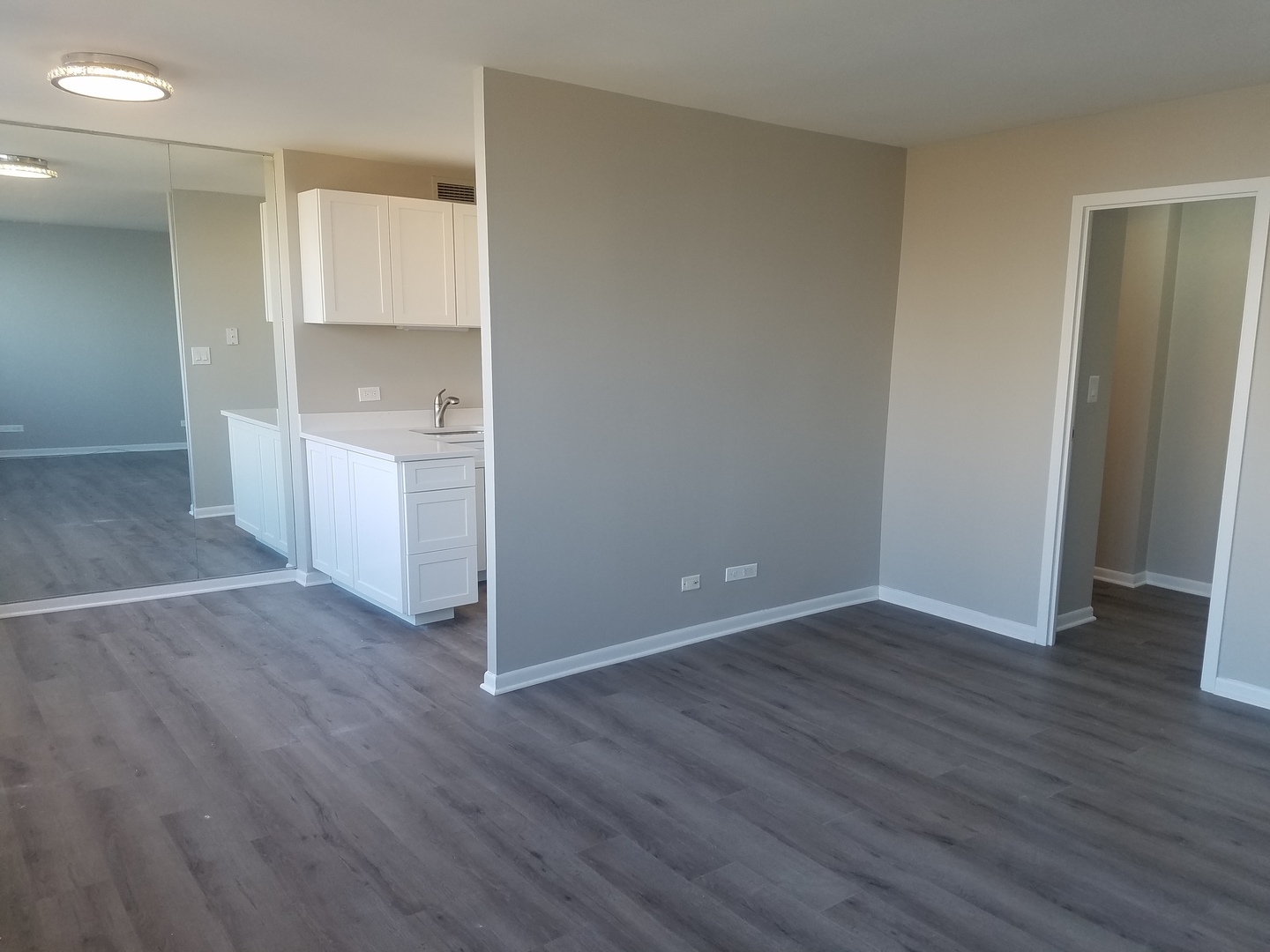 6171 N Sheridan Road #705, Chicago, IL 60660