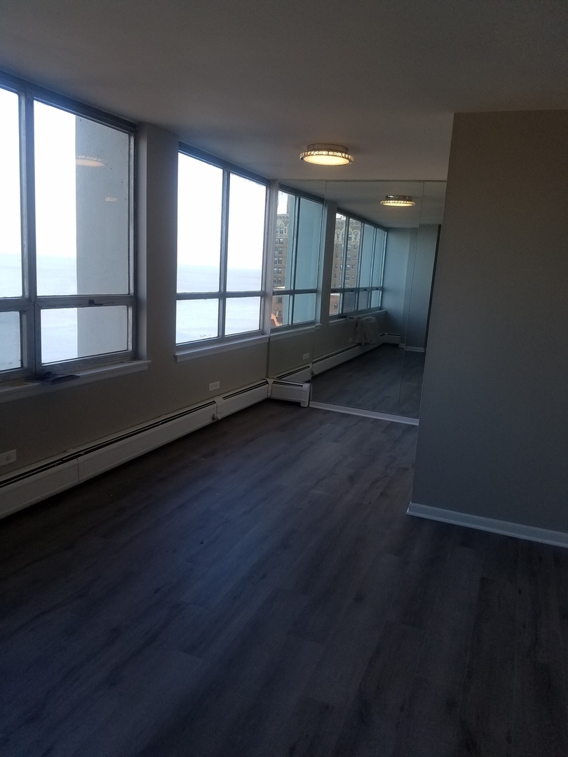 6171 N Sheridan Road #705, Chicago, IL 60660