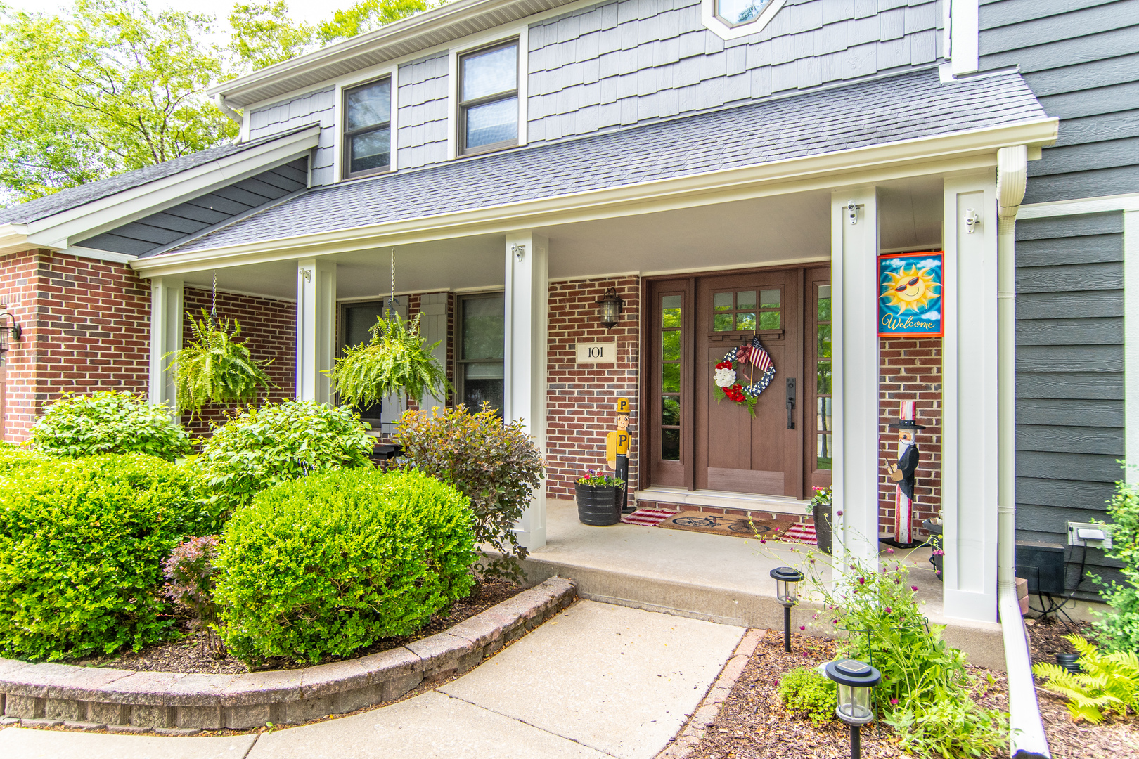 101 Fieldcrest Court, Minooka, IL 60447