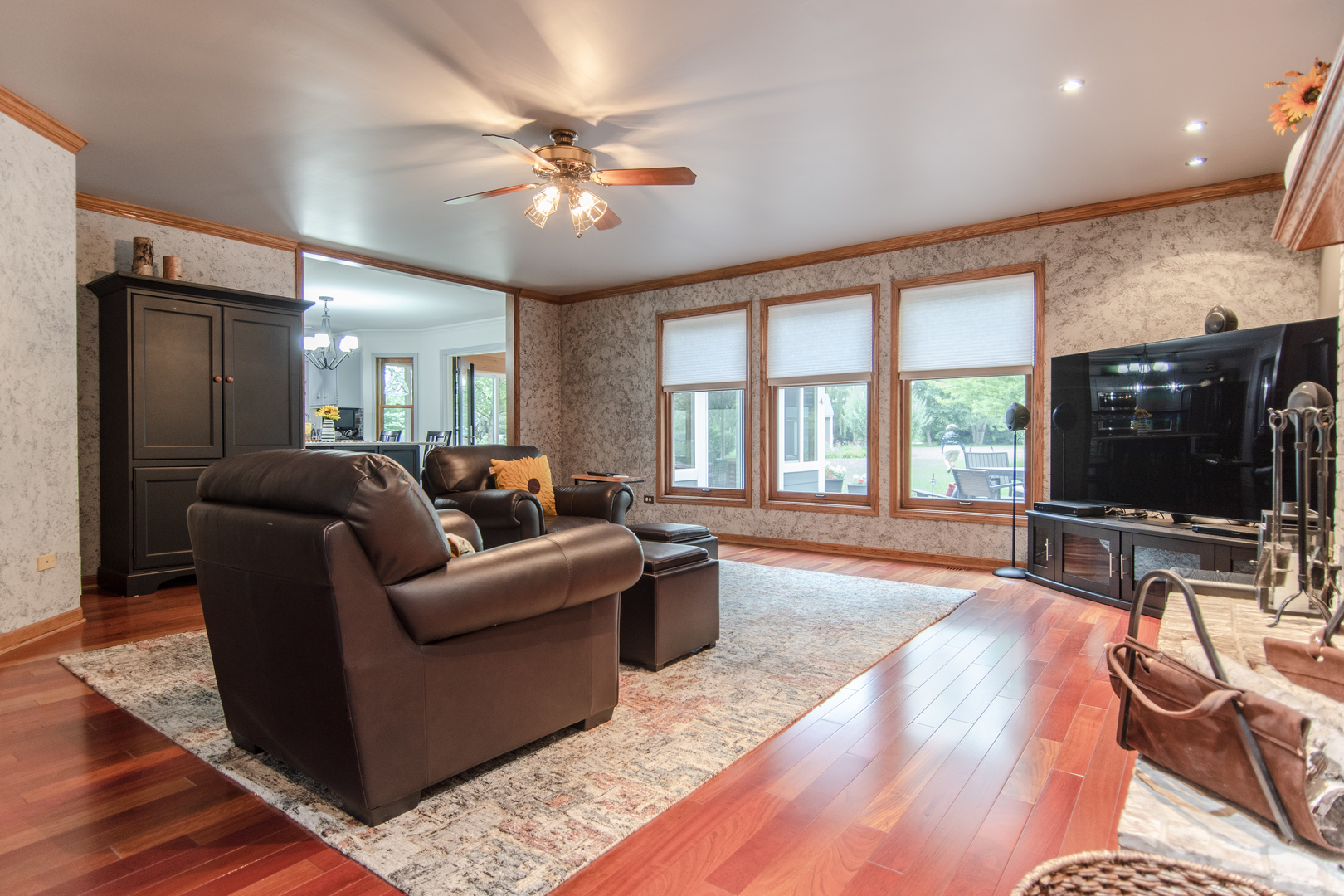 101 Fieldcrest Court, Minooka, IL 60447