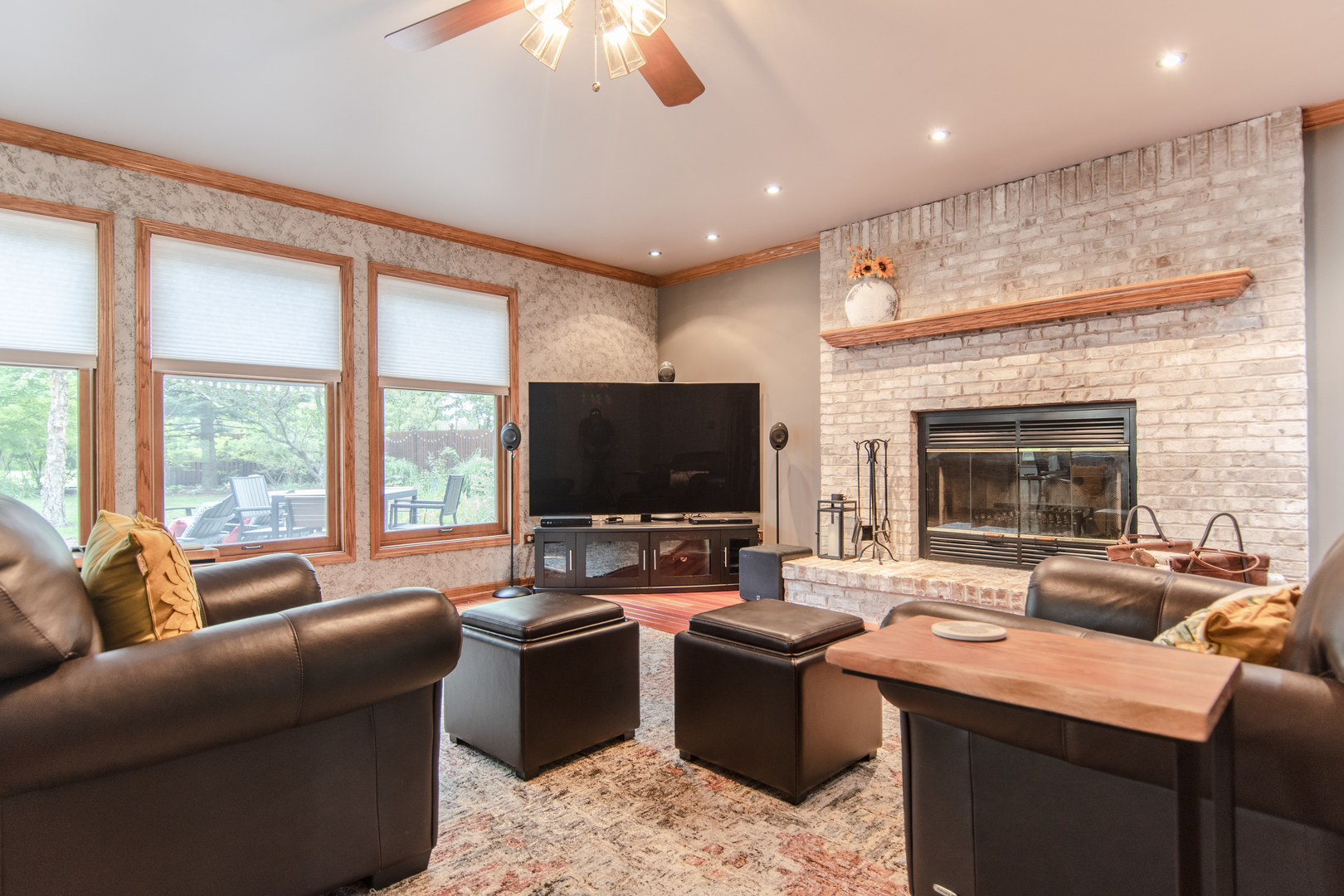 101 Fieldcrest Court, Minooka, IL 60447