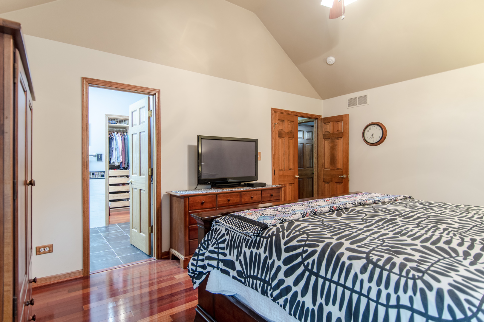 101 Fieldcrest Court, Minooka, IL 60447