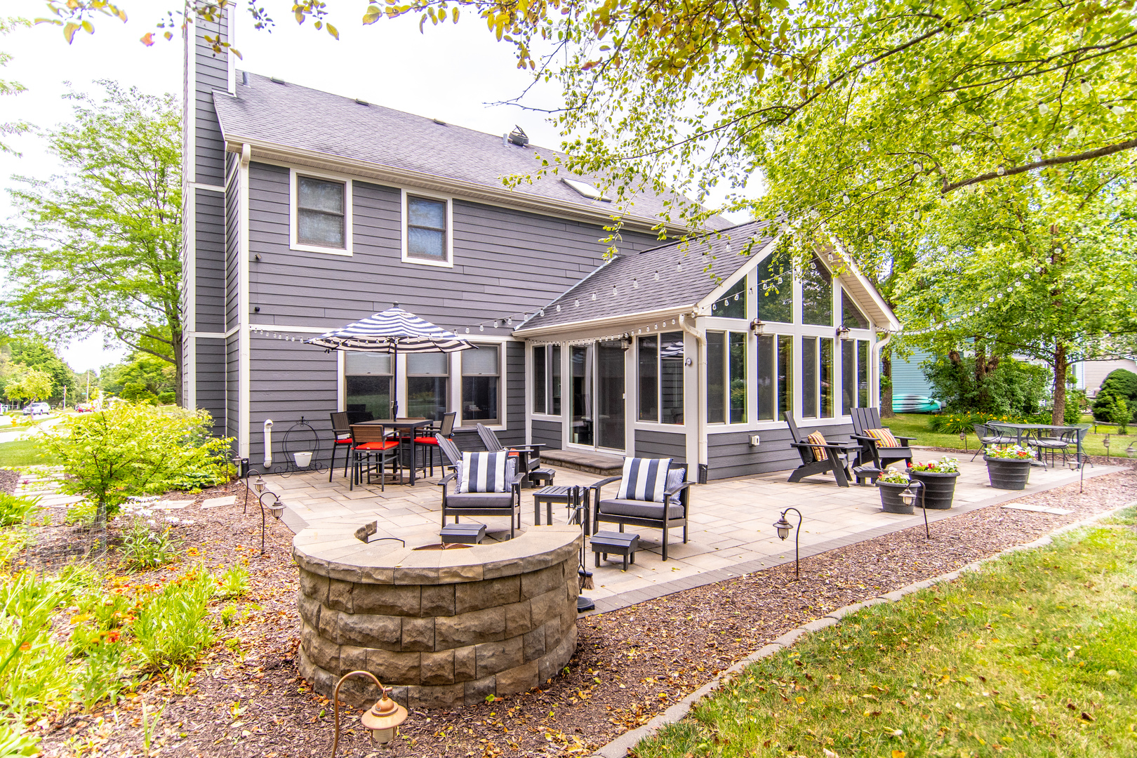 101 Fieldcrest Court, Minooka, IL 60447
