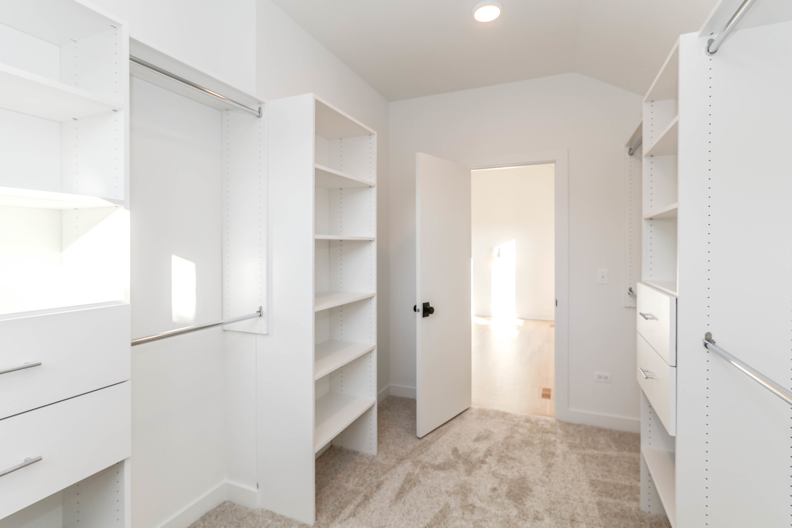 27W151 48th Street, Naperville, IL 60540