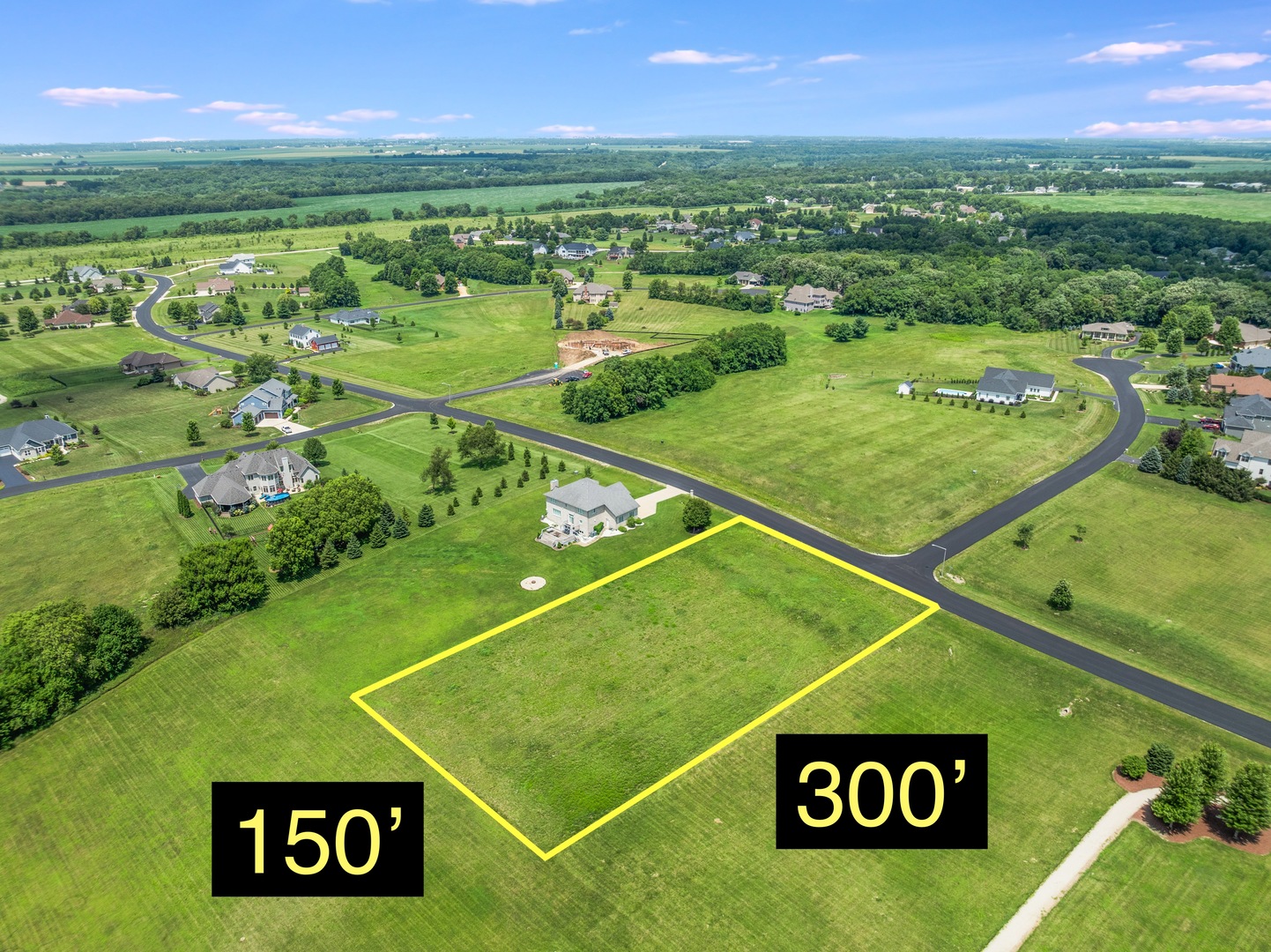 15880 S Stonewall Drive, Newark, IL 60541