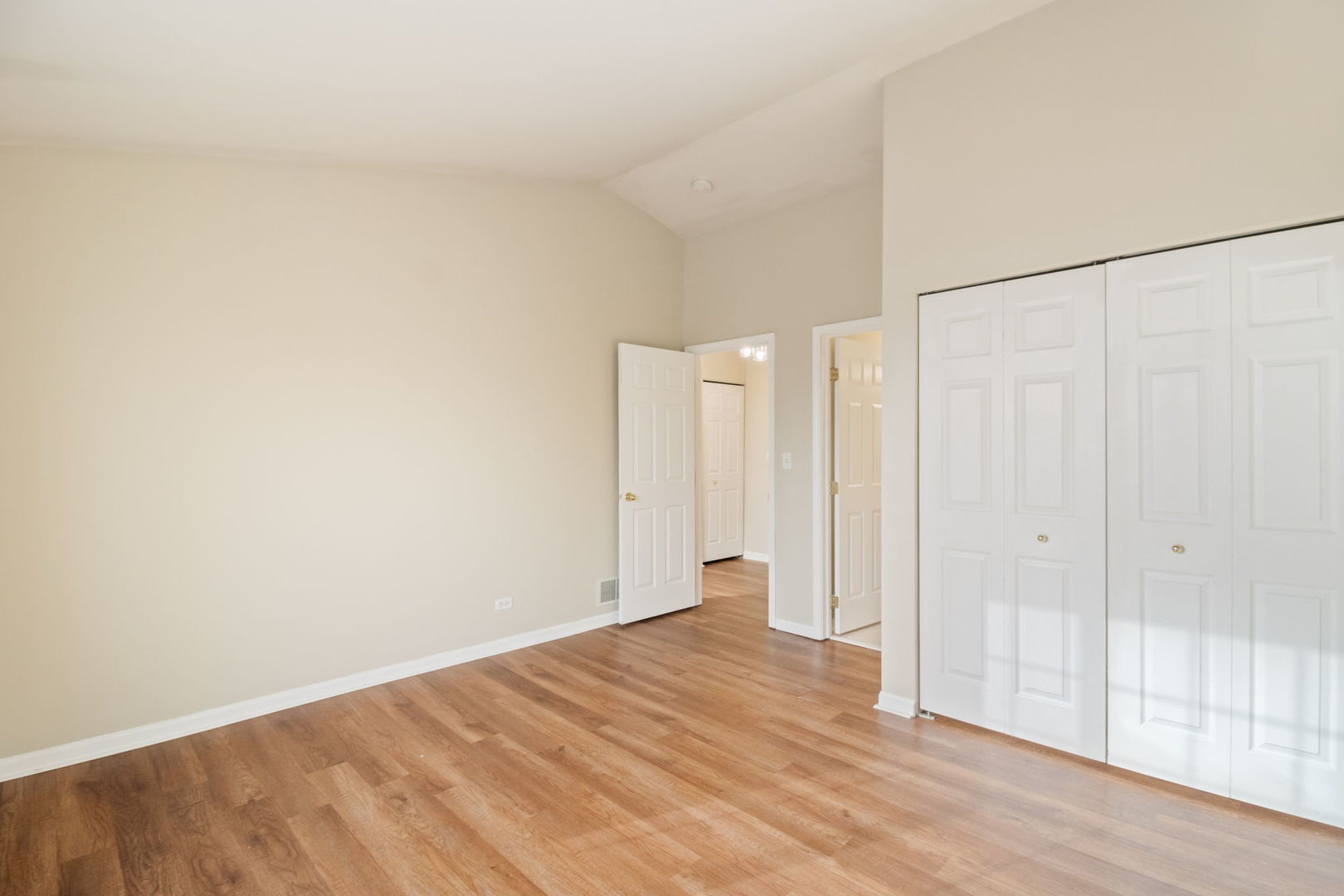 3499 Ravinia Circle, Aurora, IL 60504