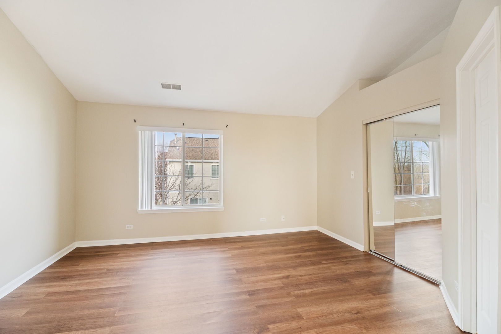 3499 Ravinia Circle, Aurora, IL 60504