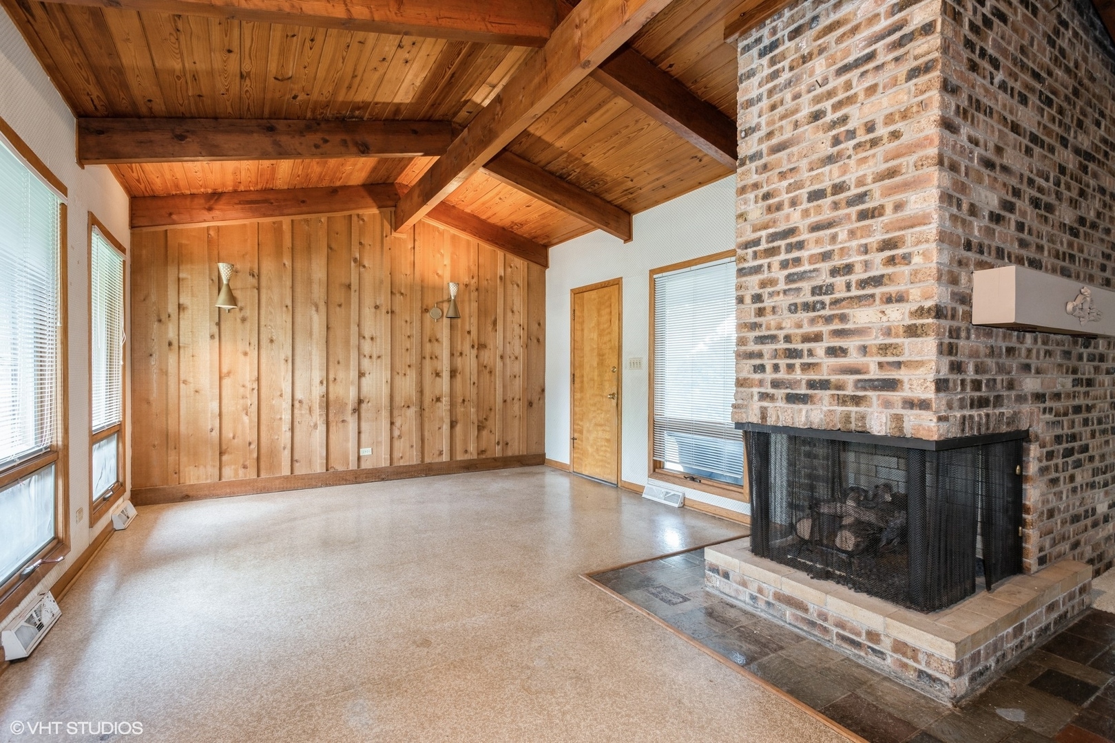 461 W Grantley Avenue, Elmhurst, IL 60126